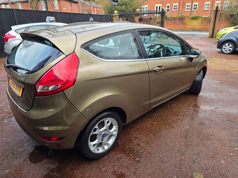 FORD FIESTA